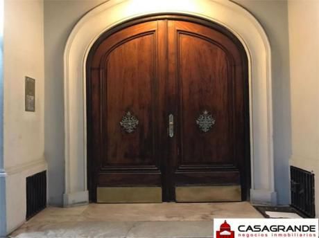 Apartamento De Categoria, A 4 Rambla, Si Banco
