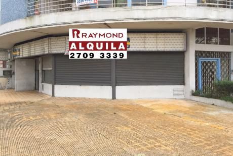 Local De 182m2 En Alquiler Sobre J. Batlle Y Ordoñez
