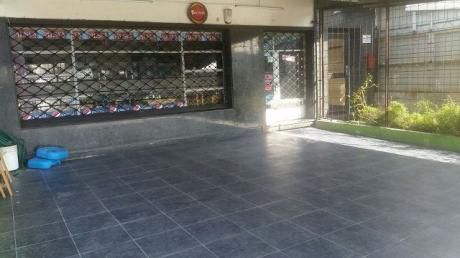 Local En Malvin De 140 Mts Totales!