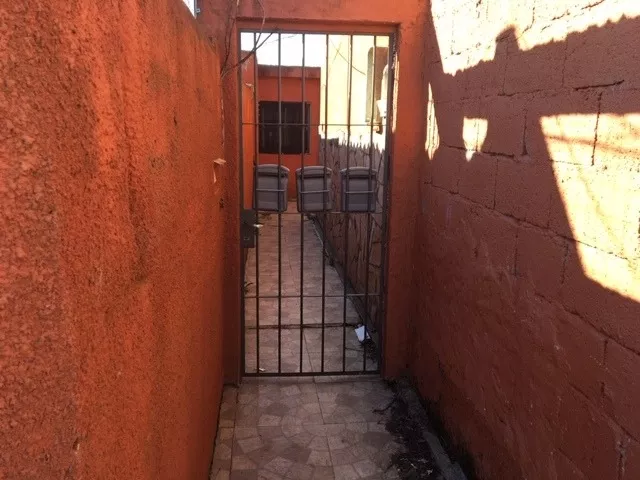 Alquilo Muy Lindo Apto. Al Fondo Tipo Casa. Sin Gastos Comunes · Foto 6