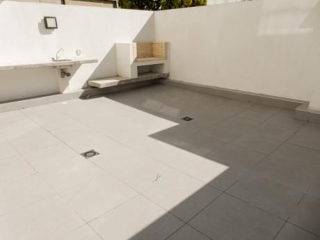 Categoria A Estrenar Con Patio Grande