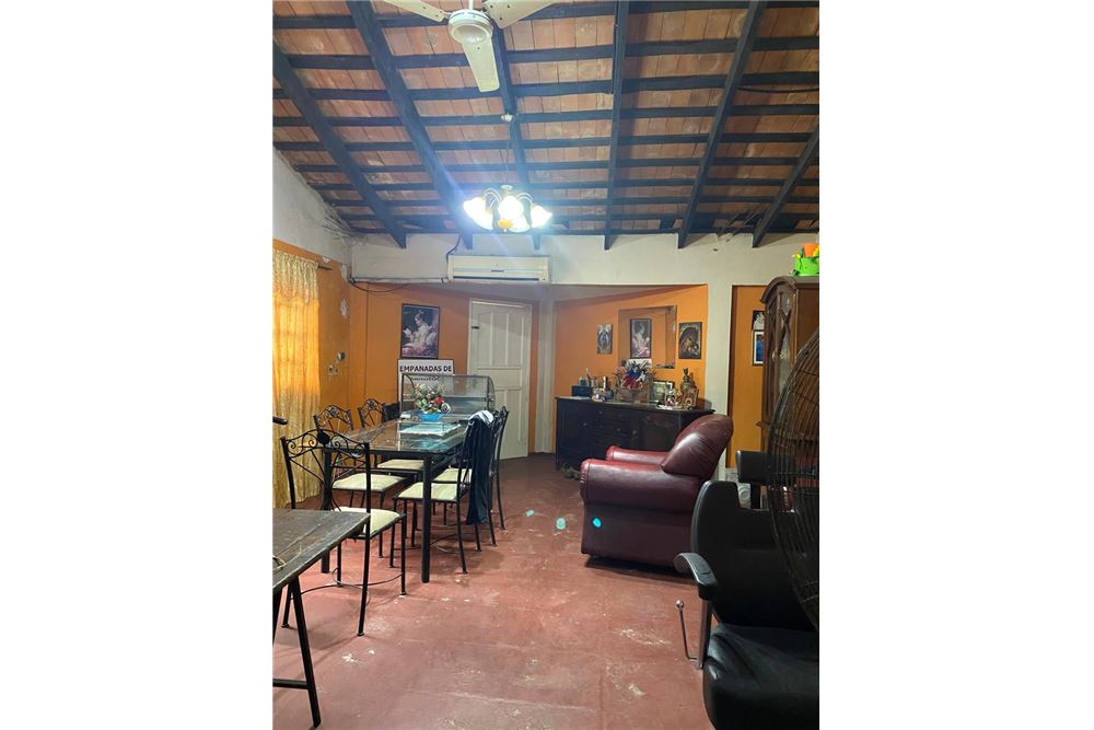 VENDO CASA EN BO. LAURELTY - LUQUE — foto 3
