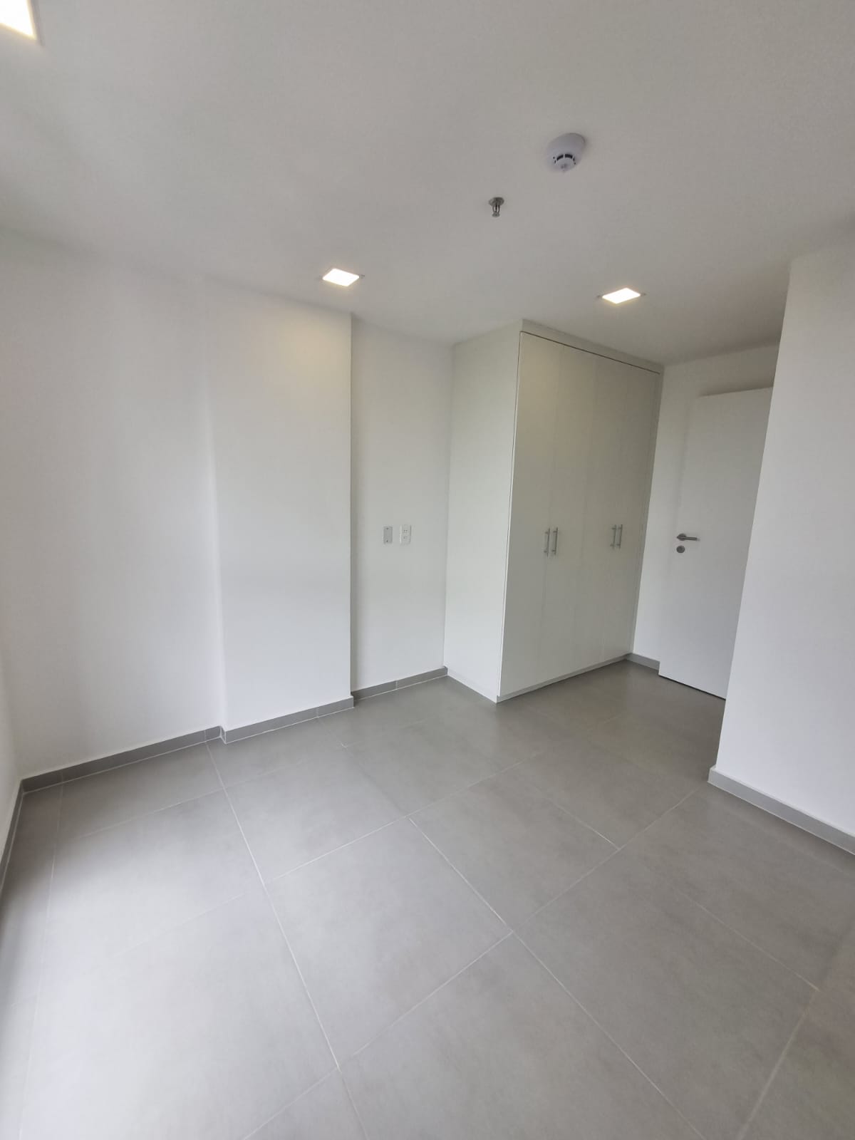 SE ALQUILA DEPTO DE 1 DORMITORIO CON COCHERA EN BARRIO HERRERA — foto 3