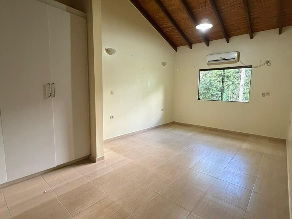 ALQUILER DE CASA EN EL PARANÁ COUNTRY CLUB — foto 3