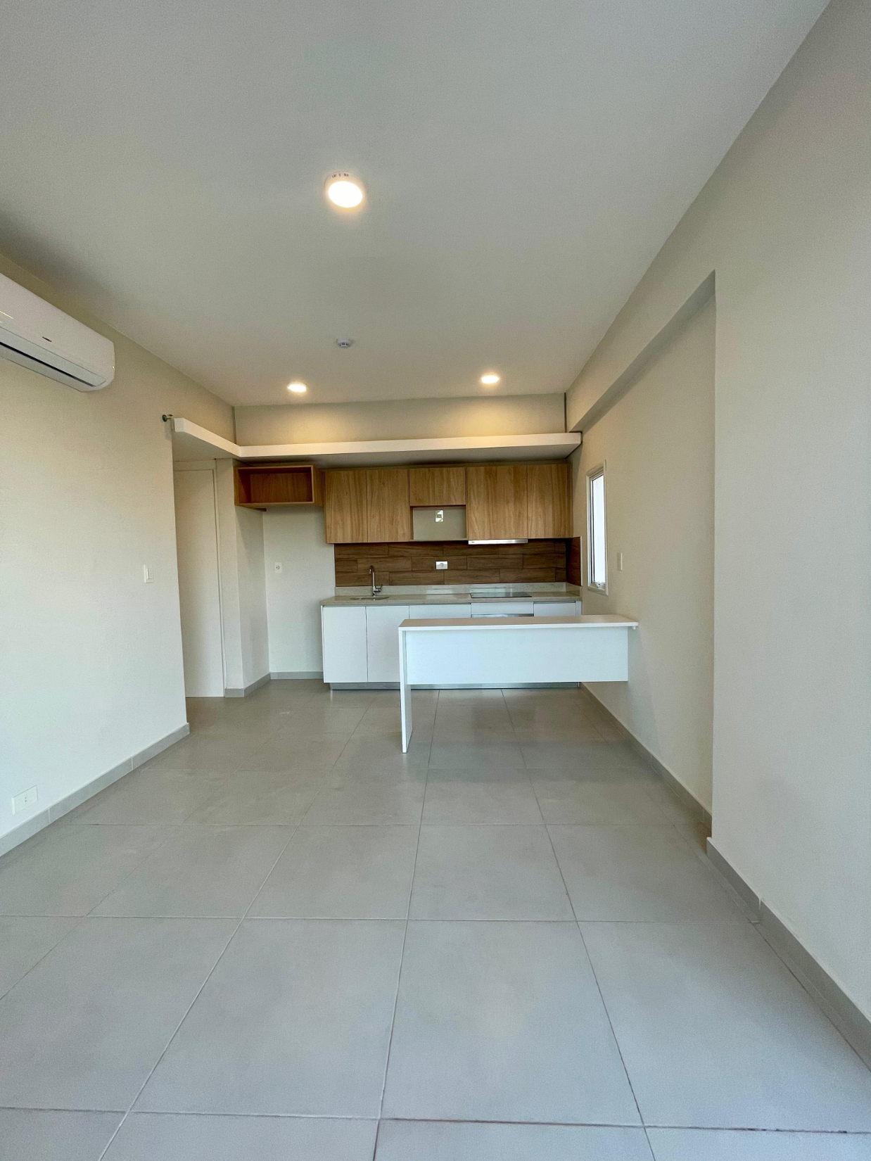 ALQUILO DEPTO DE 2DOR. EN EDIFICIO TRINITY TOWER 3 — foto 3