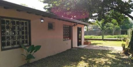 Alquilo Amplio Chalet