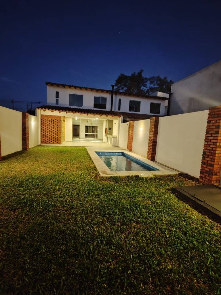 DÚPLEX EN ALQUILER – LUQUE, CUARTO BARRIO — foto 2