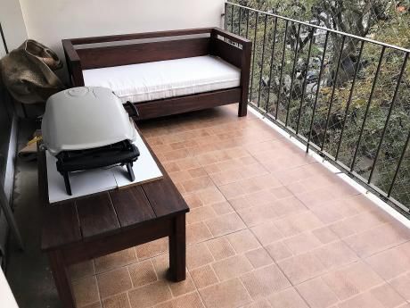 Venta Apartamento Tres Dormitorios Y Servicio.garage.pocitos