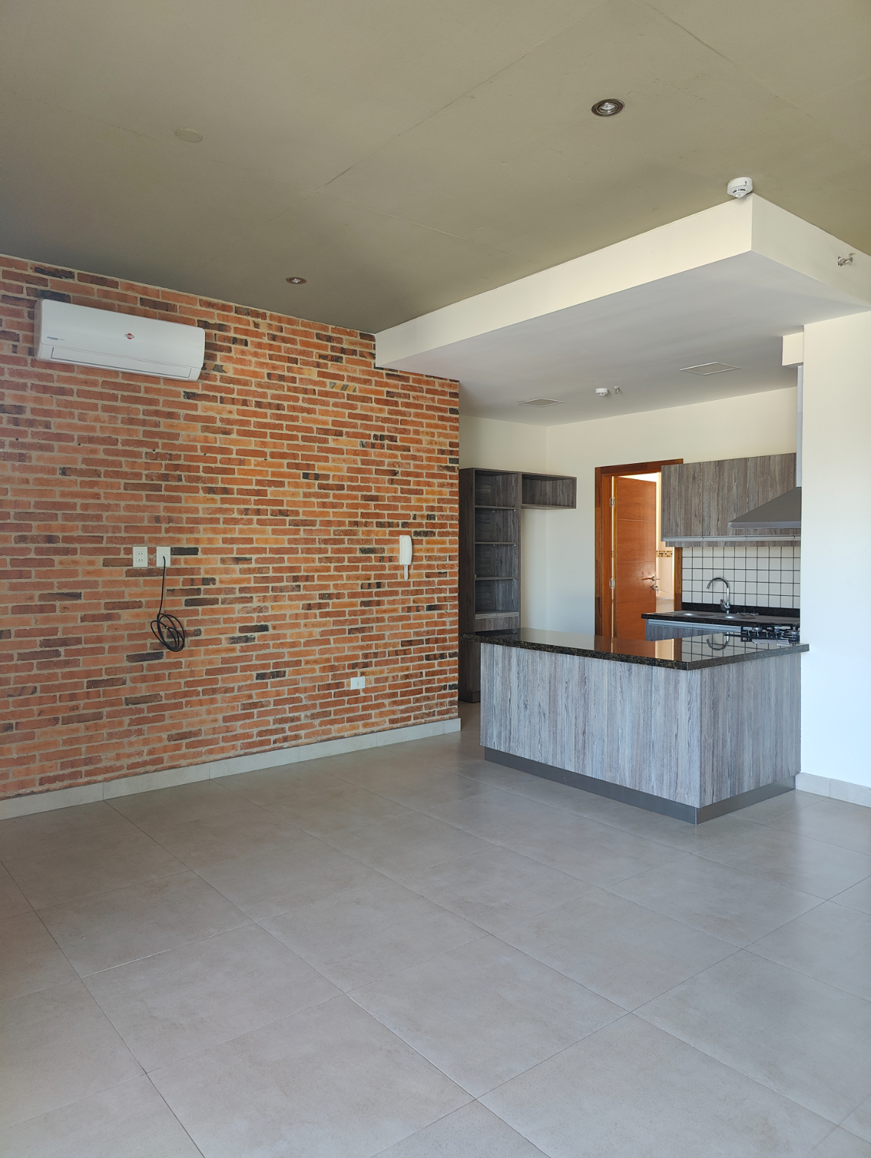 Alquilo Apartamento Petfriendly En Grupo Habitacional Aeropuerto — foto 3