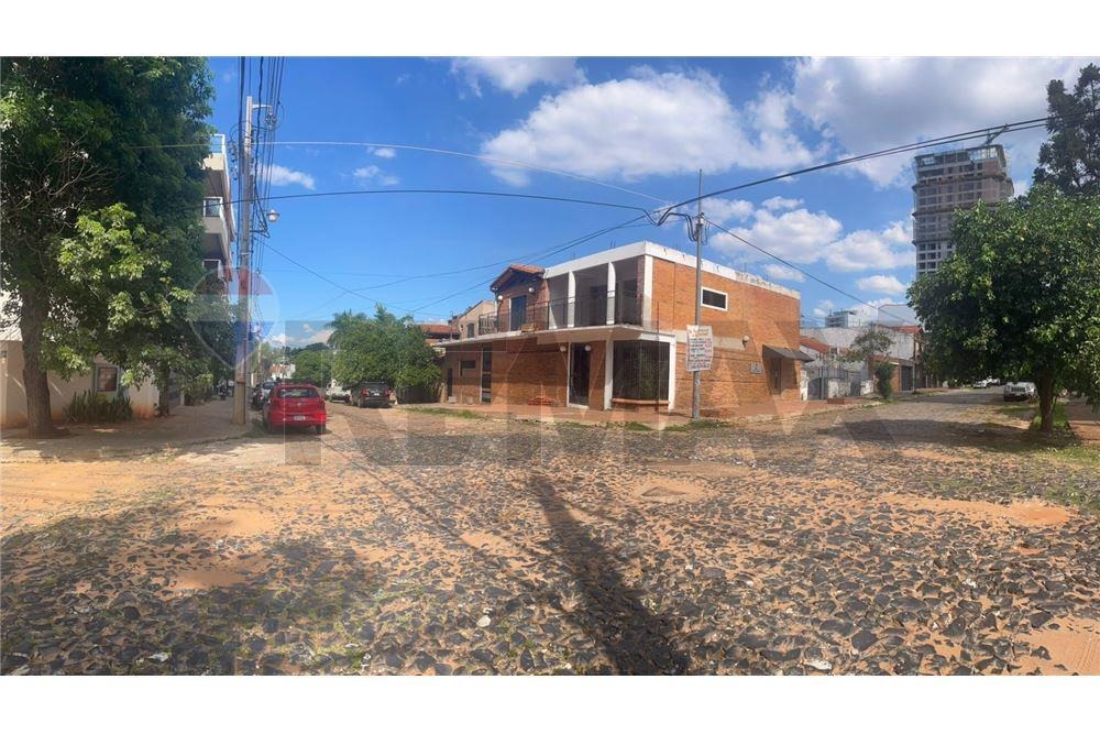 Casa en venta en Mburucuyá