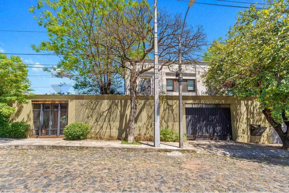 Casa en venta en Tembetary
