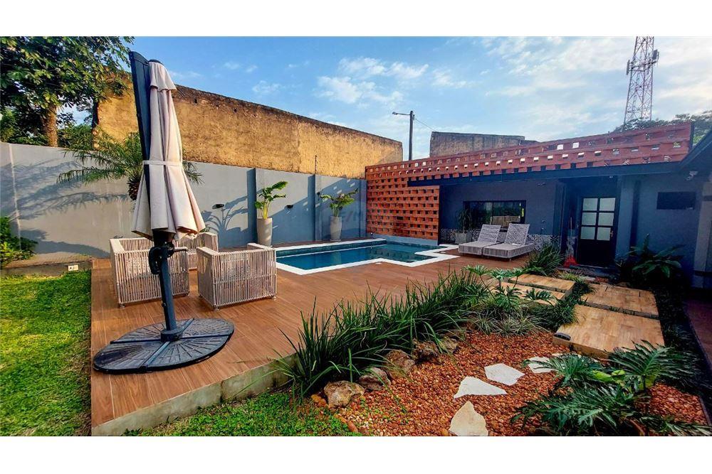 ALQUILO RESIDENCIA AMOBLADA Y EQUIPADA EN LAMBARÉ — foto 2