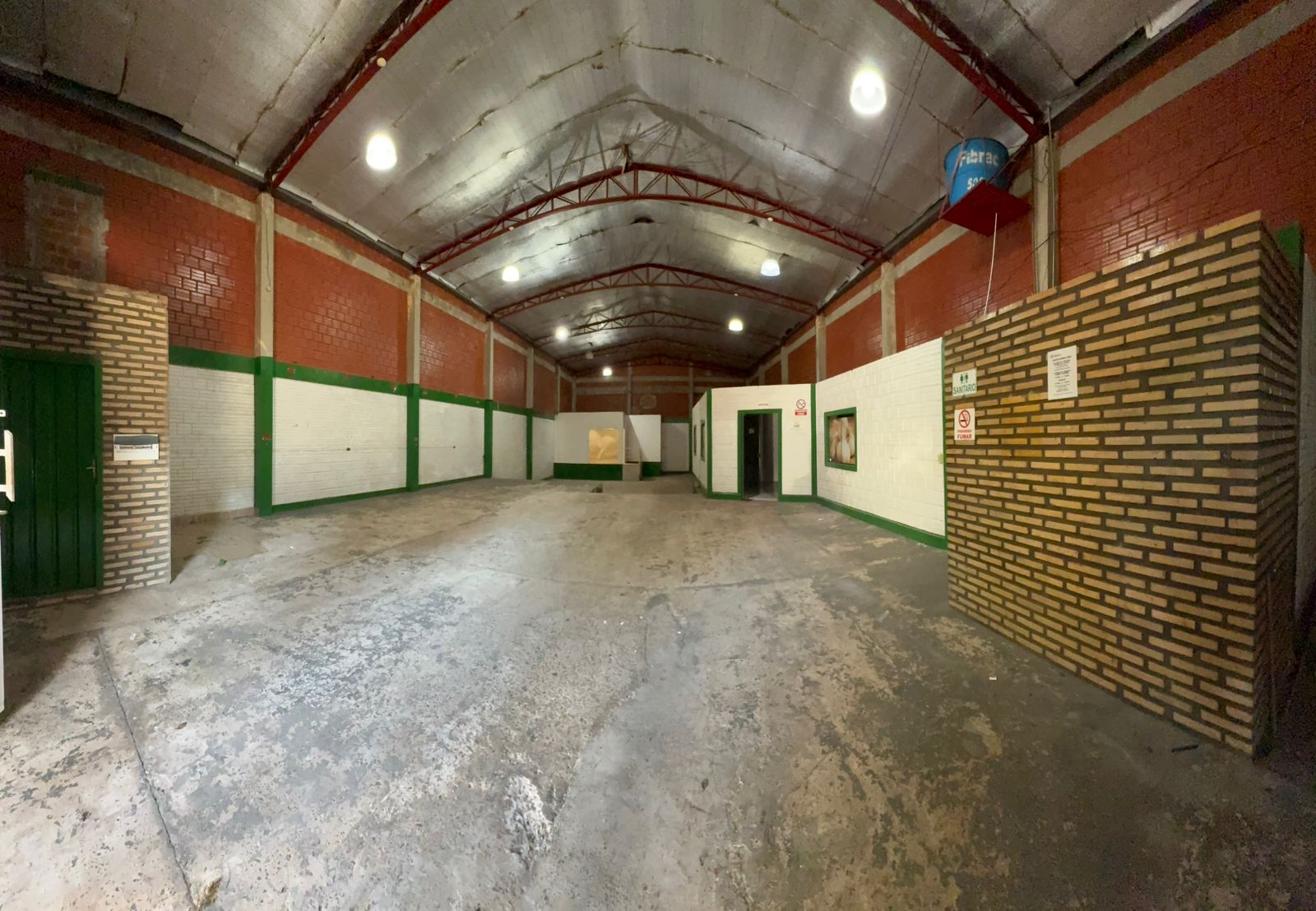 Vendo Tinglado en Mercado de Abasto | 371 m² | USD 173.000 — foto 2