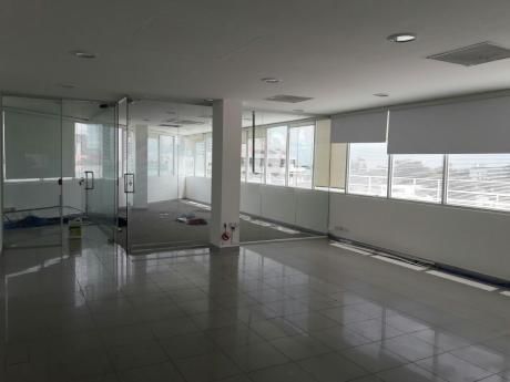 Tacuaral Oficina En Venta