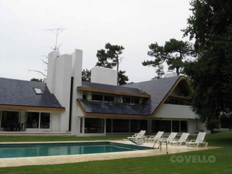 Casas En Playa Mansa