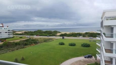 Apartamentos En Playa Brava
