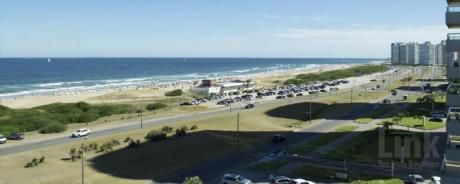 Apartamentos En Playa Brava