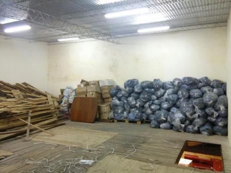 Locales Comerciales En Goes