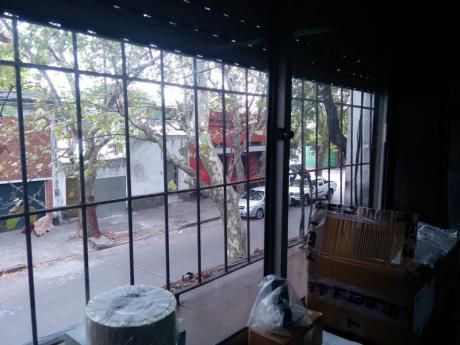 Locales Comerciales En Tres Cruces