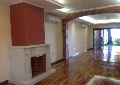 Vendo Casa C/piscina Zona Herrera!!!