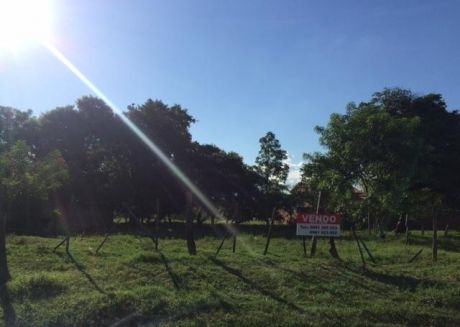Terreno De 24x40 Zona Ita Enrramada! Ideal Para Deposito!!! O Duplex