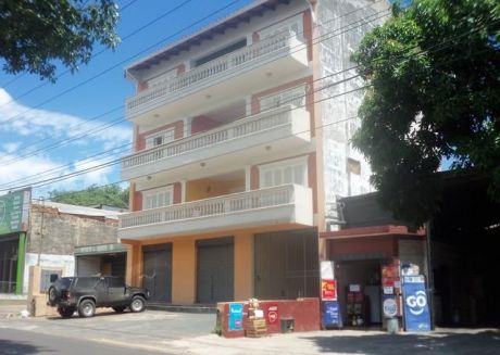 Vendo En Oferta Edificio De Departamentos Sobre Avenida Defensores Del Chaco