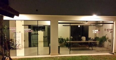 Hermosa Casa Zona Autopista Y Avda. Stma. Trinidad!!!