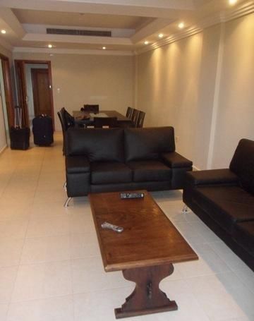 Departamento De Tres Habitaciones Zona Shopp. Del Sol