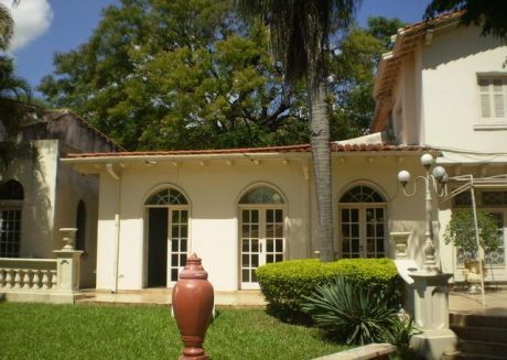 Vendo Propiedad P/empresas Zona Mcal López C/kubitsceck!!!