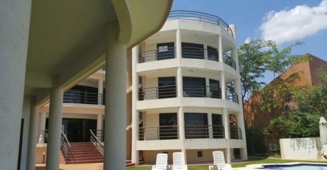 Expectacular Departamento Frente Al Rio En El Yacht Y Golf Club!!