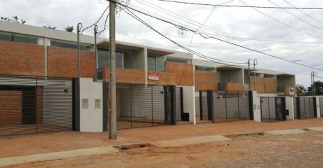 Hermoso Y Amplio Duplex Zona San Isidro Lambare!!