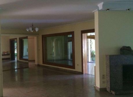 Vendo Imponente Casa En Asuncion
