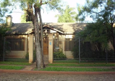 Residencia Amoblada Para Diplomaticos, Bo. Los Laureles!!!