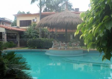 Alquilo Mansión Amoblada En Barrio Los Laureles