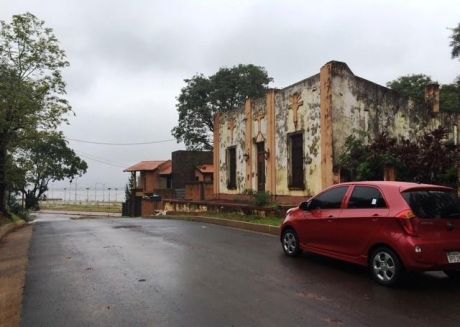 Vendo Casa A Una Cuadra De La Costanera De Encarnacion!!!