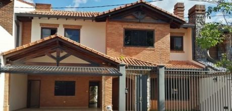 Alquilo Hermosa Casa En Carmelitas