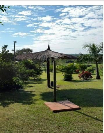 Vendo Hermosa Quinta En Capiata, Km 20, A 200 Mts De La Cancha 20 De Enero!!