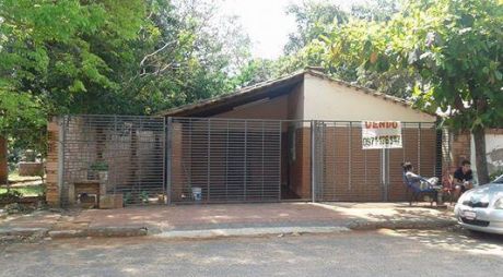 Vendo Casa En El B° Bella Vista De Luque!!