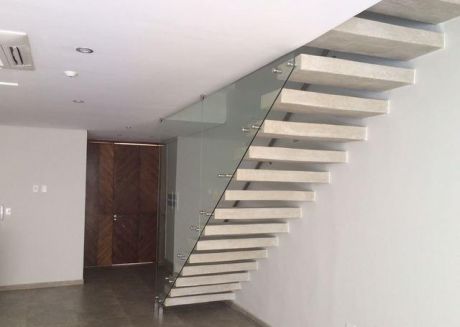 Casa Moderna De Primer Nivel Completamente Inteligente (3 Dorm) En Barrio Mburucuya (400.000 Usd)