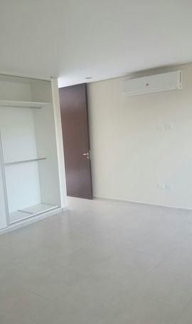 Alquilo Casa Pareada De 3 Habitaciones