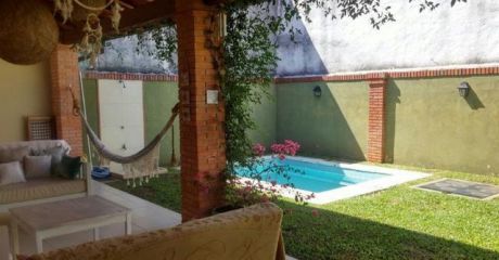 Vendo Duplex Con Piscina Zona Mburucuya