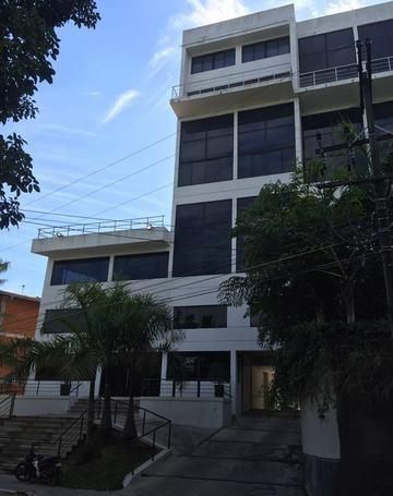 Edificio Macondo, Zona Yatch Y Golf Club Paraguayo !!!