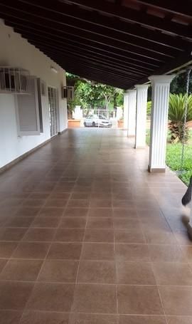 Luque, Hermosa Casa