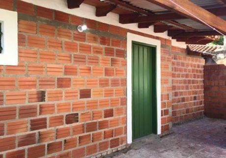 Alquilo Casa En Luque!.-