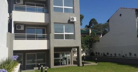 Dpto. A Estrenar En Edificio De Alto Nivel, Prox. Al Shopping Mcal. Lopez!!