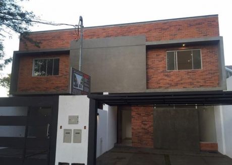 Duplex Fernando De La Mora, Zona Norte.