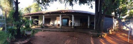 Vendo Hermosa Propiedad En El Centro De Luque!!!