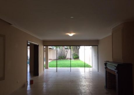 Vendo Hermosa Y Amplia Casa En Barrio Manora!