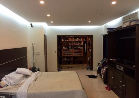 Casa Minimalista Zona Residencial