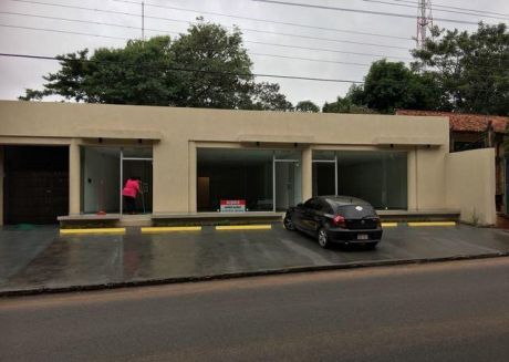 Salones A Estrenar Sobre Rio Apa Lambare
